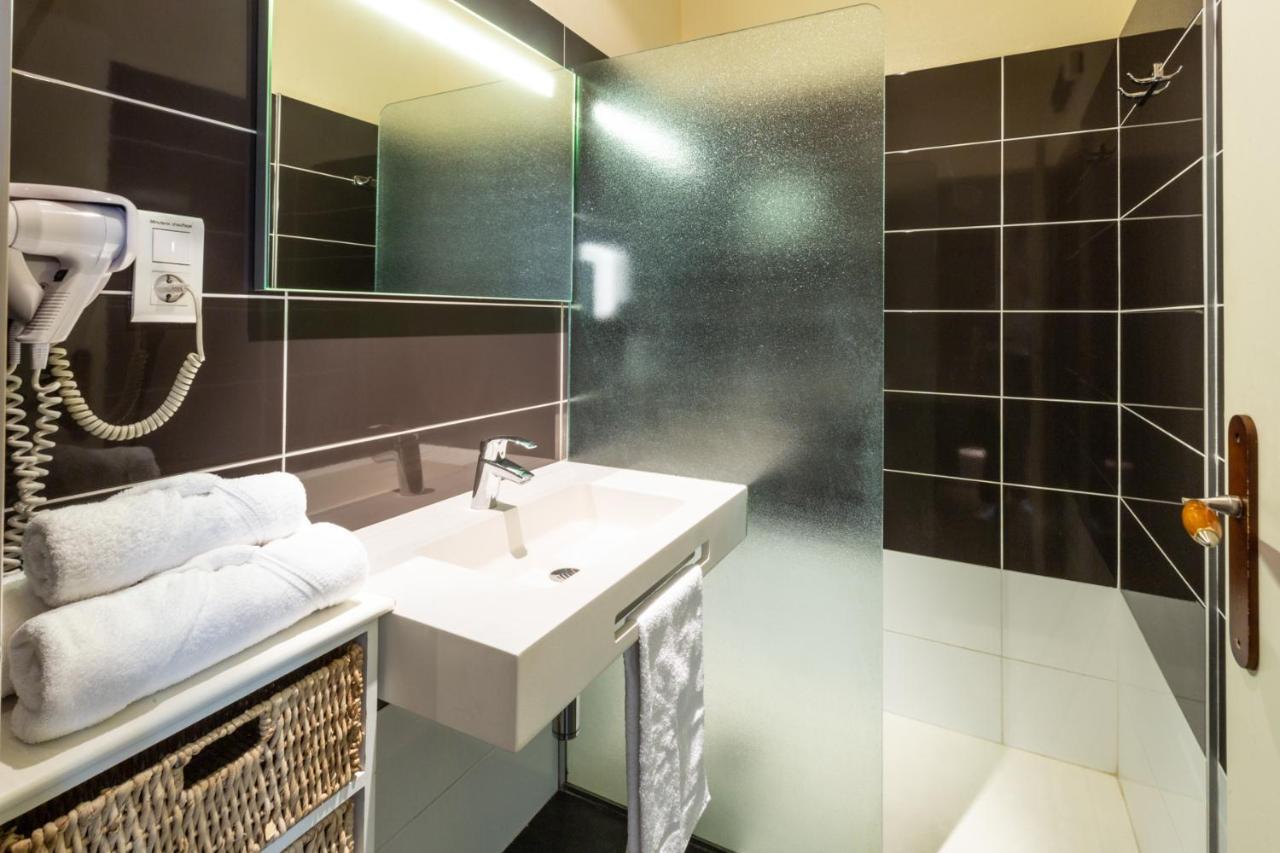 Hotel Grand Confort Le Moulin Rouge Terrasson エクステリア 写真