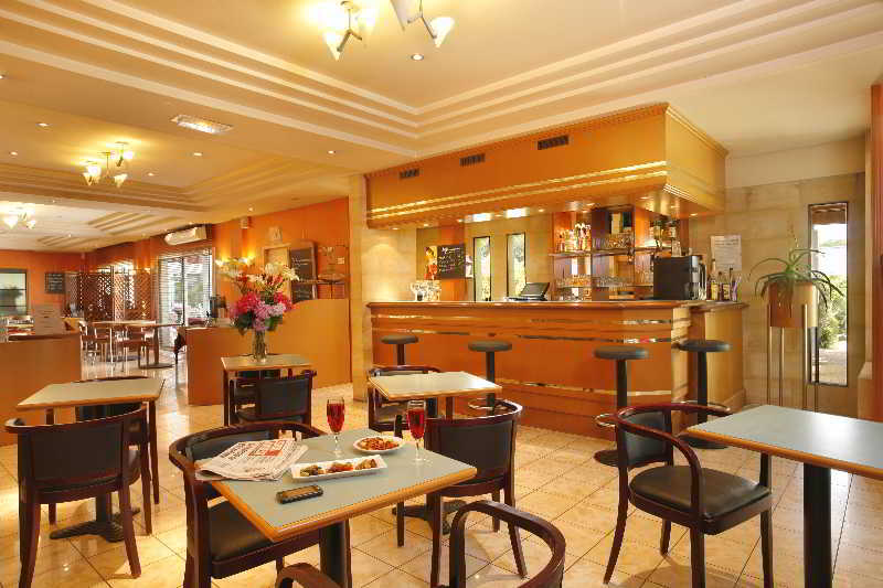 Hotel Grand Confort Le Moulin Rouge Terrasson レストラン 写真
